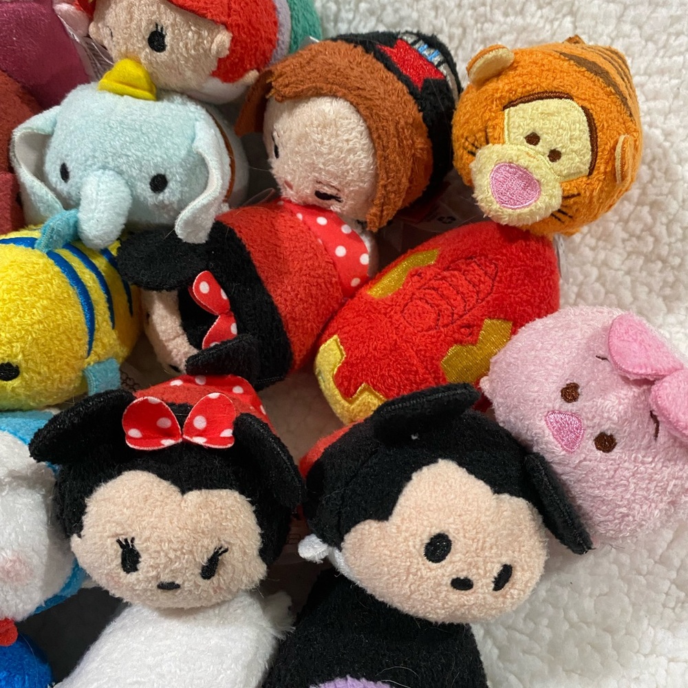 Disney Tsum Tsum Stuffed Animals Multicolor Collection - Picture 4 of 7